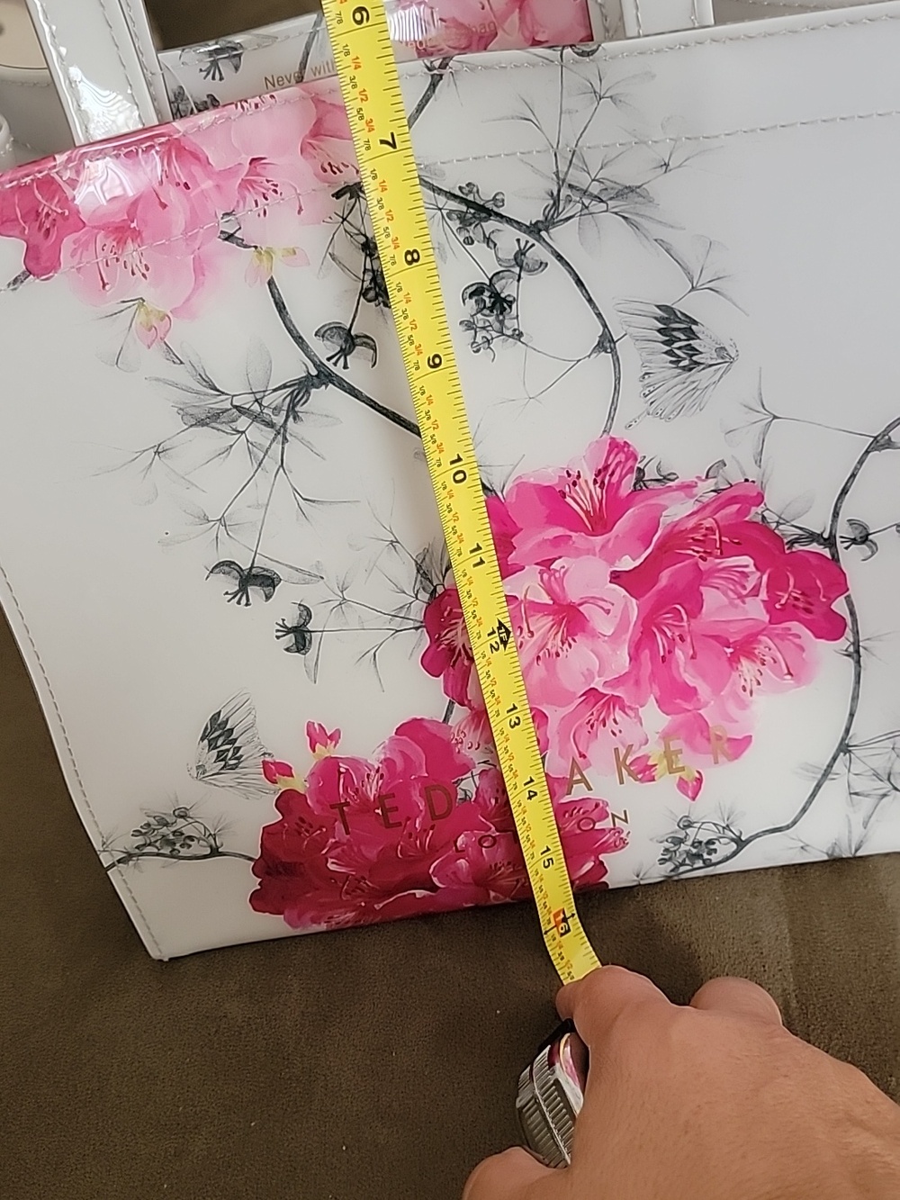 Ted Baker White Tote with Pink Floral Print - Picture 14 of 14